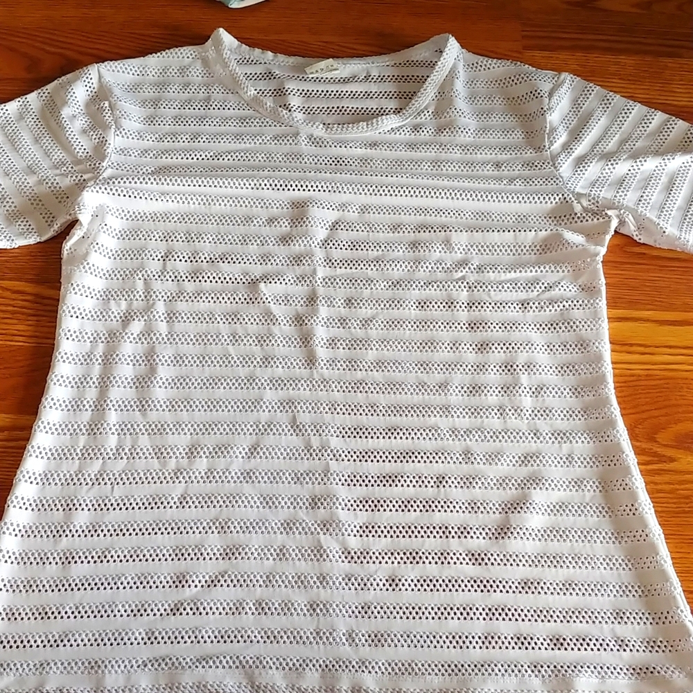 Zyia women's shirt